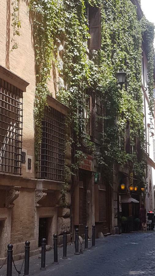 Simona Vicino A Piazza Navona Casa de Férias Roma